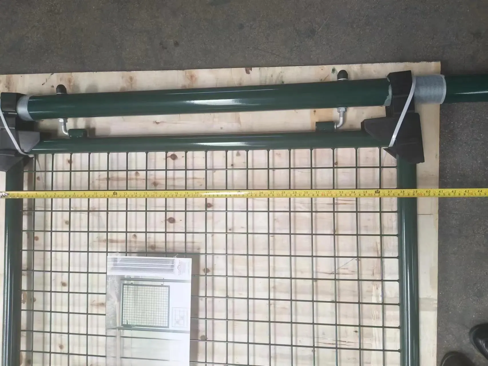 Link Wire Mesh Fence Single Wing Gate Round Pipe(Promo) Powder Coating Welded Wire Mesh Panel Garden Gate