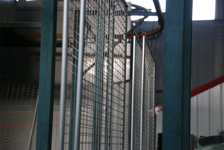 Read Mroe About tall single metal gates