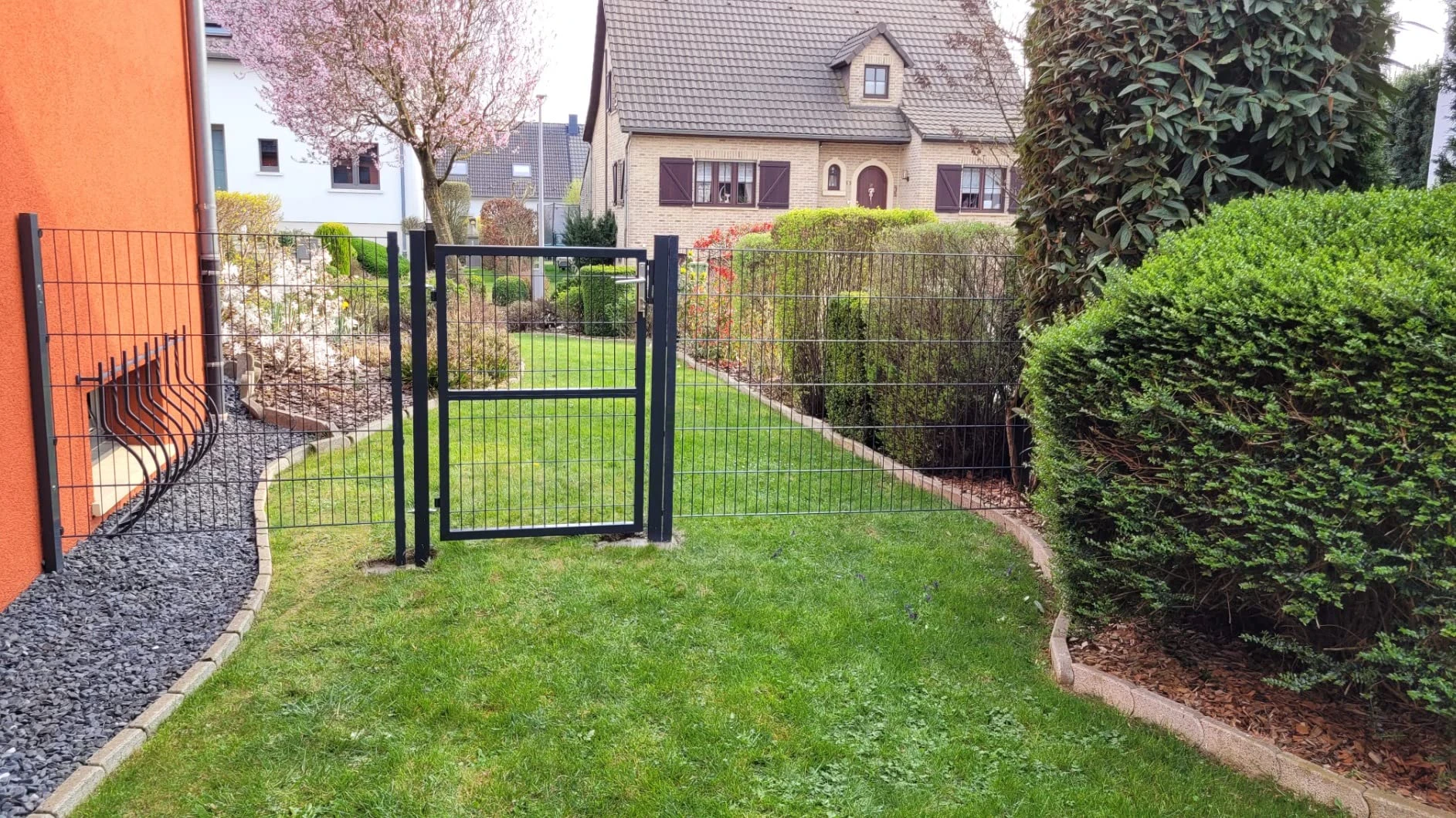 garden fences for sale