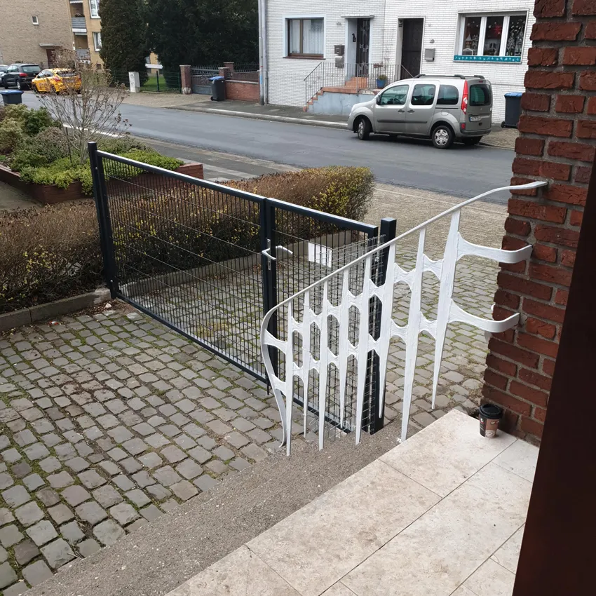 garden gate manufacturers
