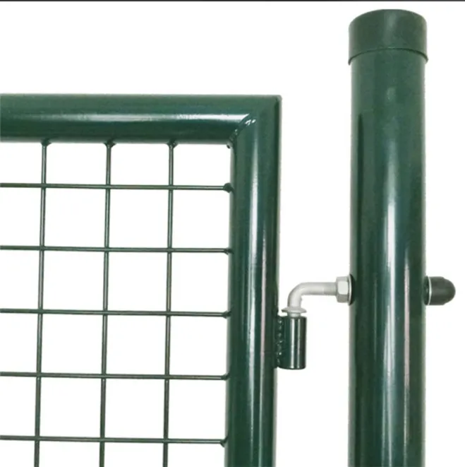 double door driveway gate