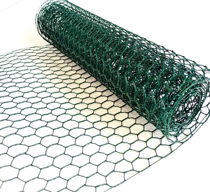 PVC Coated Chicken/Rabbit/Poultry Chicken Mesh Hexagonal Wire Fence